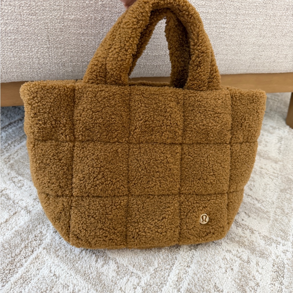 Lululemon Athletica Teddy Quilted Tote In Camel Brown